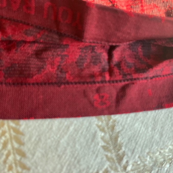 Lunar New Year Swiftly Tech Short-Sleeve Shirt 2.0 Race Length - Picture 4 of 5